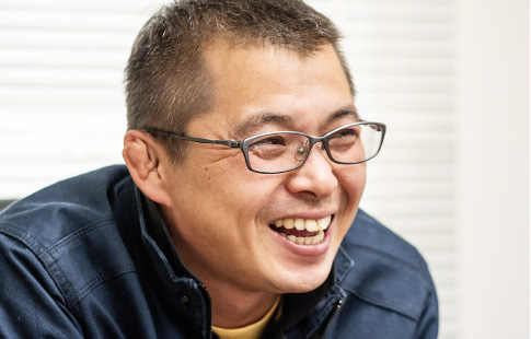 代表取締役　荒古江 幸逸（アラフルエ コウイチ）氏